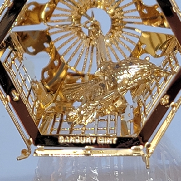 Danbury Mint 2006 Festive Bird Cage Christmas Ornament Gold Plated Collection - Picture 7 of 11